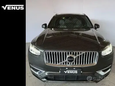 Usata Volvo XC90 Inscription 235 CV (172 kW) 2022 Grigio SUV