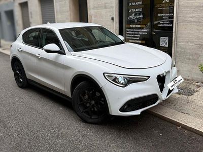 Usata Alfa Romeo Stelvio Executive 180 CV (132 kW) 2018 Bianco SUV