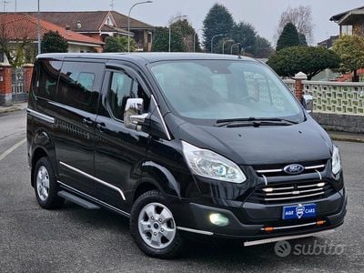 Usata Ford Tourneo 131 CV (96 kW) 2016 Nero Monovolume