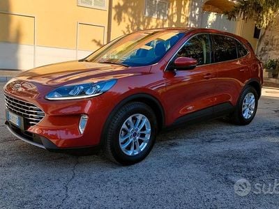 Usata Ford Kuga Titanium 120 CV (88 kW) 2020 Arancione SUV