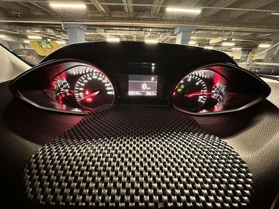 Usata Peugeot 308 SW Active 120 CV (88 kW) 2015 Station wagon