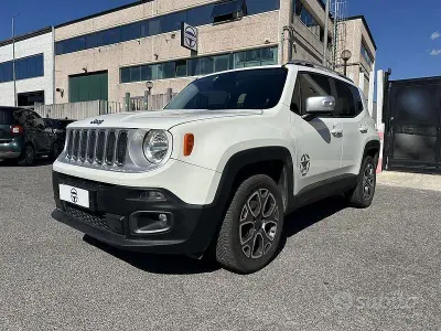Usata Jeep Renegade Limited 140 CV (102 kW) 2016 Bianco SUV