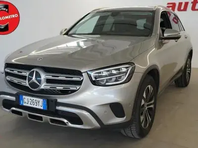 Usata Mercedes GLC220 Business 194 CV (142 kW) 2022 Grigio SUV