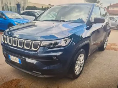 Usata Jeep Compass 131 CV (96 kW) 2021 Blu metall. SUV