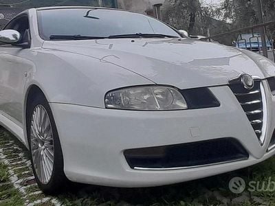 Usata Alfa Romeo GT 150 CV (110 kW) 2006 Bianco Coupé