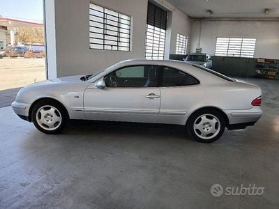 Usata Mercedes CLK200 Elegance 136 CV (100 kW) 1998 Grigio Coupé