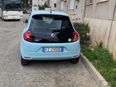Usata Renault Twingo Intens 65 CV (47 kW) 2019 Blu Utilitaria