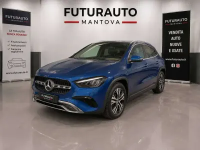 Usata Mercedes GLA200 AMG Line Premium Plus 150 CV (110 kW) 2023 Blu SUV