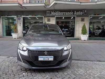 Usata Peugeot 208 GT 102 CV (75 kW) 2022 Grigio Utilitaria