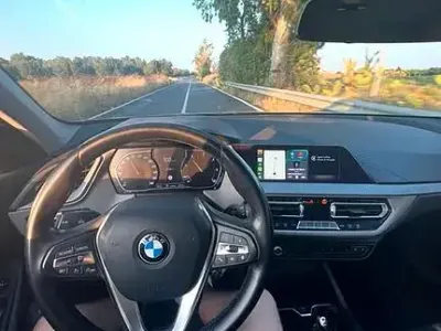 Usata BMW 116 Advantage 116 CV (85 kW) 2020 Grigio Utilitaria