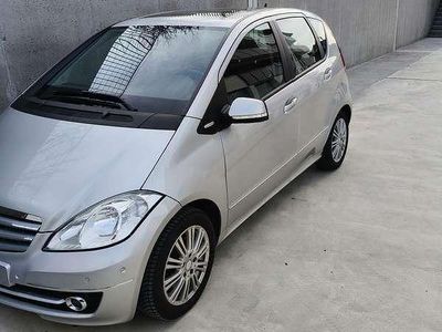 Usata Mercedes A200 Elegance 140 CV (102 kW) 2009 Argento Monovolume