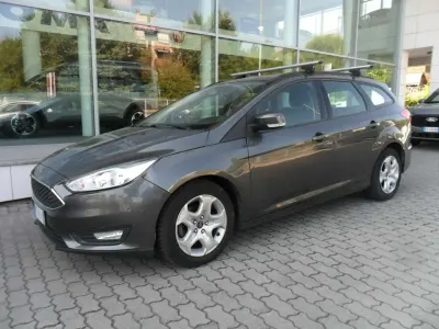 Usata Ford Focus S 95 CV (69 kW) 2016 Grigio Station wagon