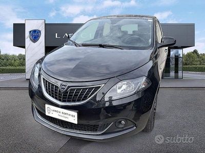 Usata Lancia Ypsilon 70 CV (51 kW) 2024 Nero Utilitaria