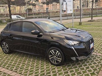 Usata Peugeot 208 Allure 102 CV (75 kW) 2022 Nero Utilitaria