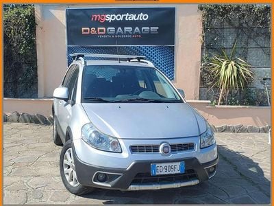 Usata Fiat Sedici Emotion 135 CV (99 kW) 2010 Argento SUV