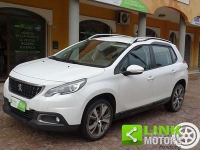 Usata Peugeot 2008 Allure 100 CV (73 kW) 2017 Bianco SUV