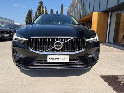 Usata Volvo XC60 Momentum 197 CV (144 kW) 2021 Nero SUV