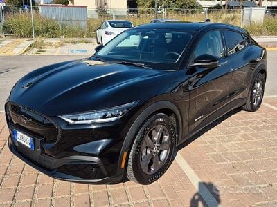 Usata Ford Mustang Mach-E Standard Range 124 kW (169 CV) 2022 Nero SUV