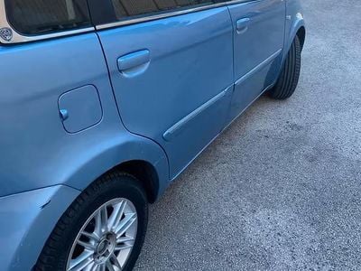 Usata Lancia Musa 90 CV (66 kW) 2009 Verde Monovolume