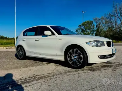 Usata BMW 118 143 CV (105 kW) 2012 Bianco Utilitaria