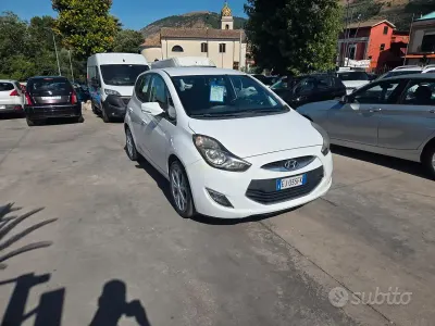 Usata Hyundai ix20 Comfort 90 CV (66 kW) 2011 Bianco Utilitaria
