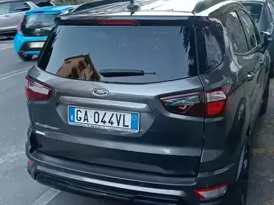 Usata Ford Ecosport 125 CV (91 kW) 2020 Grigio SUV