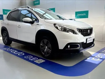Usata Peugeot 2008 Active 83 CV (61 kW) 2019 Bianco pastello SUV