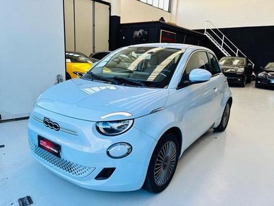 Usata Fiat 500e La Prima 86 kW (118 CV) 2020 Blu Berlina