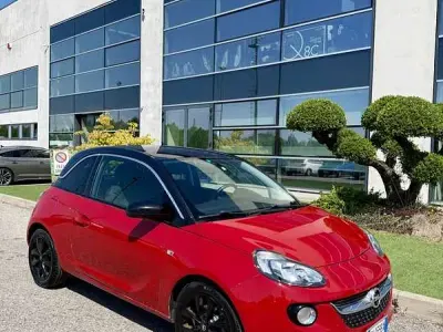 Usata Opel Adam 87 CV (63 kW) 2015 Utilitaria