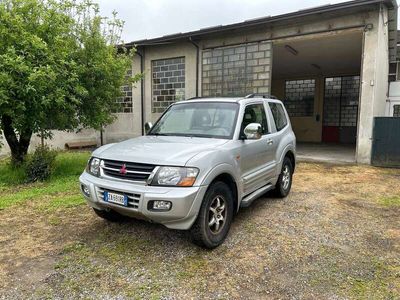 usata Mitsubishi Pajero 3p 3.2 tdi 16v di-d GLS - OK PERMUTE