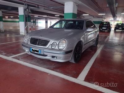 Usata Mercedes CLK200 2001 Grigio Coupé