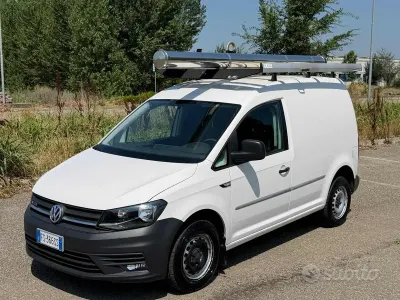 Usata VW Caddy Trendline 122 CV (89 kW) 2019 Bianco Monovolume
