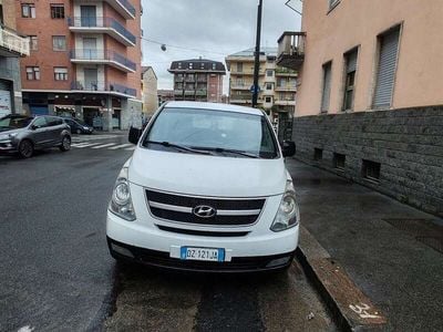 Hyundai H-1