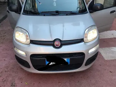 Usata Fiat Panda Lounge 69 CV (50 kW) 2016 Utilitaria