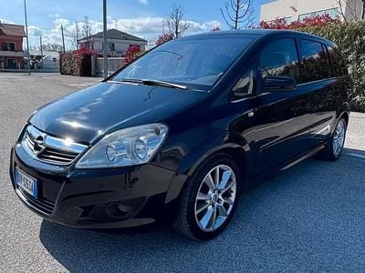 Usata Opel Zafira 2009 Nero Monovolume