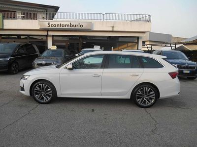 Usata Skoda Octavia Style 150 CV (110 kW) 2024 Bianco Station wagon