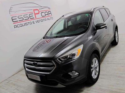Usata Ford Kuga S 120 CV (88 kW) 2017 Grigio SUV