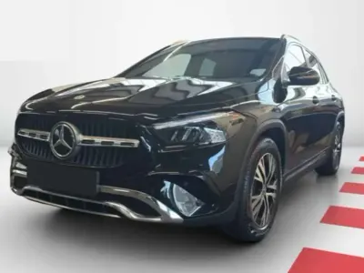 Usata Mercedes GLA200 Advanced Plus 150 CV (110 kW) 2025 Nero SUV
