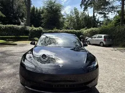 Usata Tesla Model 3 RWD 88 kW (120 CV) 2023 Berlina