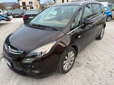 Usata Opel Zafira Tourer Cosmo 150 CV (110 kW) 2014 Marrone Monovolume