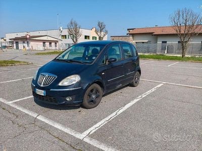 Usata Lancia Musa 77 CV (56 kW) 2008 Blu Monovolume