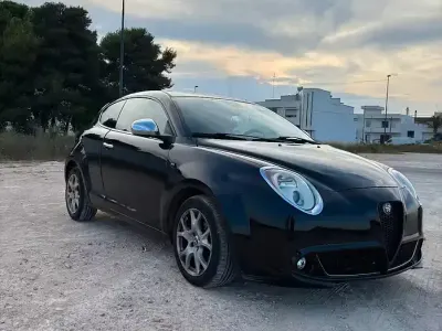 Usata Alfa Romeo MiTo 105 CV (77 kW) 2010 Nero Utilitaria
