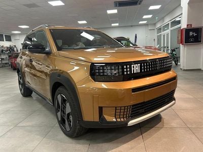 Nuova Fiat Grande Panda La Prima 100 CV (73 kW) 2025 Marrone Utilitaria