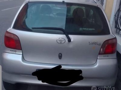 Usata Toyota Yaris 2002 Berlina