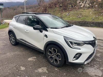 Usata Renault Captur Intens 101 CV (74 kW) 2022 Bianco SUV