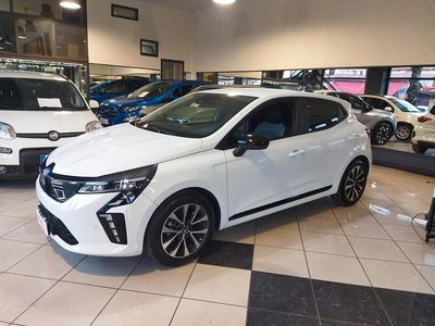 Usata Mitsubishi Colt Invite 91 CV (66 kW) 2024 Bianco Utilitaria