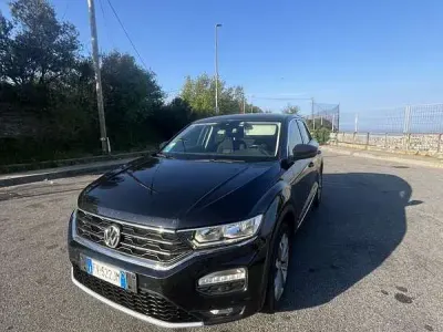 Usata VW T-Roc Advance 150 CV (110 kW) 2019 Nero SUV