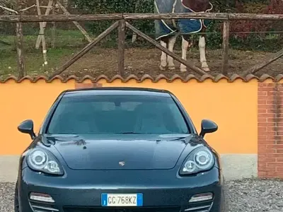 Usata Porsche Panamera 4 300 CV (220 kW) 2010 Bluazzurro Utilitaria