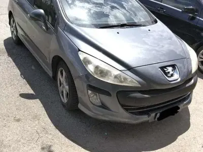 Usata Peugeot 308 Comfort 95 CV (69 kW) 2008 Berlina