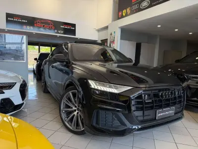 Usata Audi Q8 Sport 286 CV (210 kW) 2022 Nero SUV